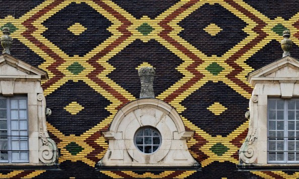 Toits polychromes, Bourgogne-Franche-Comté (51)